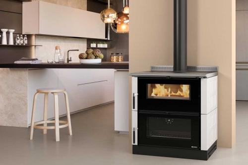 Einbau-Holzherd Verona XXL Maiolica von La Nordica